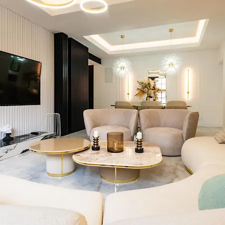 Lägenhet Exclusive 3br Penthouse - Prestigious Area