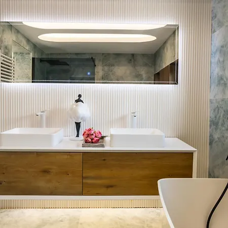 Exclusive 3br Penthouse - Prestigious Area Appartement Bucarest