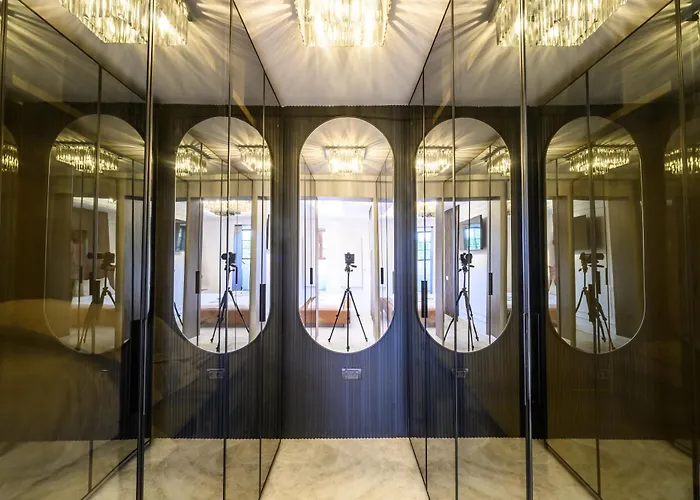 Exclusive 3br Penthouse - Prestigious Area