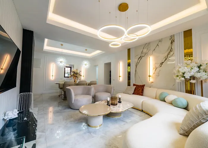 Exclusive 3br Penthouse - Prestigious Area