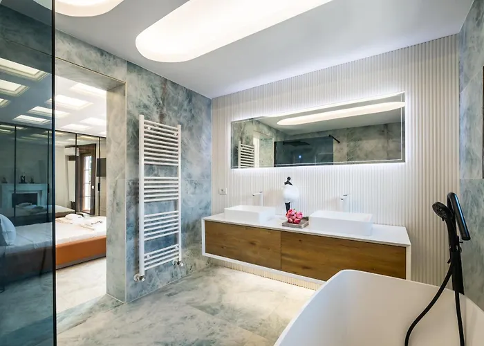 아파트 Exclusive 3br Penthouse - Prestigious Area *