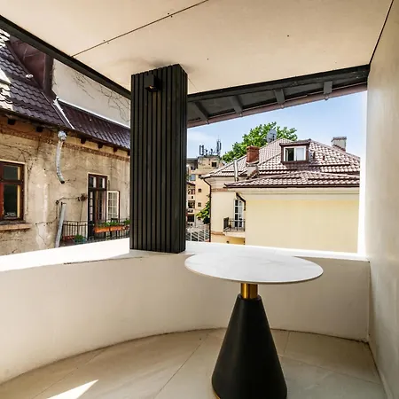 Exclusive 3br Penthouse - Prestigious Area Apartament *