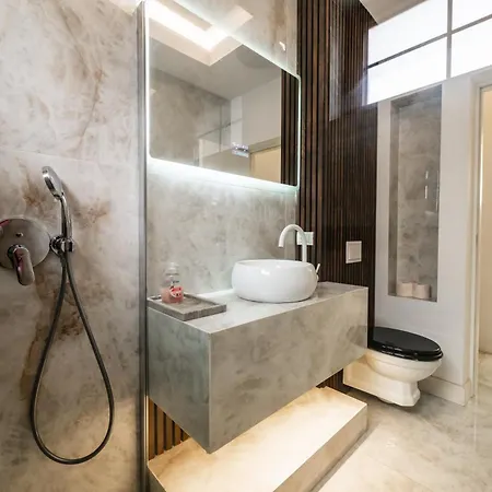 Apartament Exclusive 3br Penthouse - Prestigious Area *