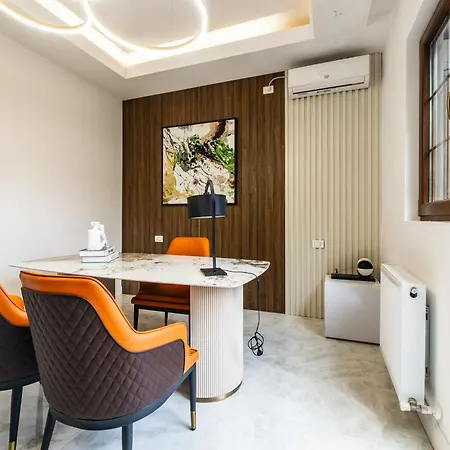 Exclusive 3br Penthouse - Prestigious Area Bukareszt