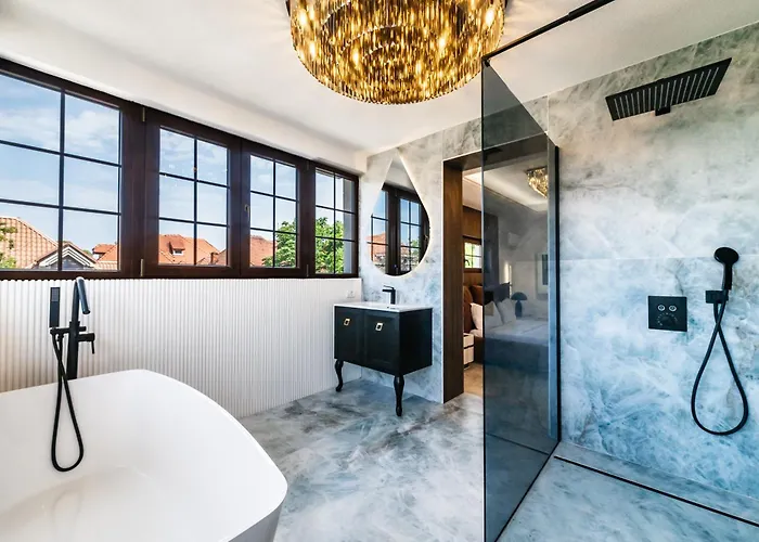 Exclusive 3br Penthouse - Prestigious Area Apartmán *