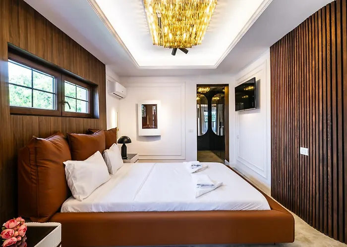 Exclusive 3br Penthouse - Prestigious Area Apartmán