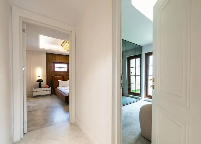 Exclusive 3br Penthouse - Prestigious Area Apartmán *