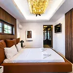 Exclusive 3br Penthouse - Prestigious Area Апартаменти