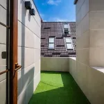 Exclusive 3br Penthouse - Prestigious Area